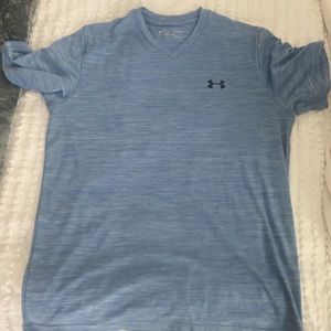 Under Armour workout shirt! Only worn a couple times, in great condition!